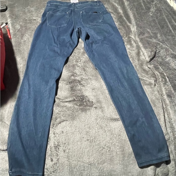 HUE Ultra Soft High Waist Denim Leggings - Picture 5 of 6